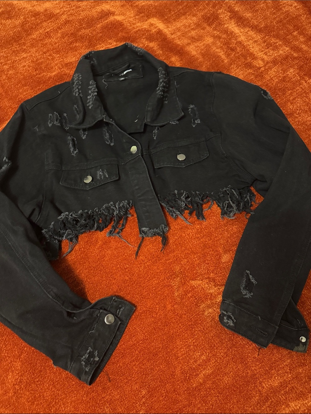 Fashion Nova | Black Distressed Cropped Denim Jacket | M